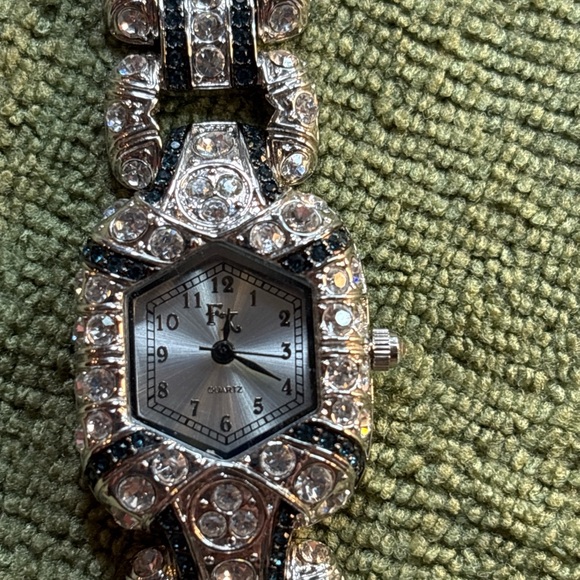 HW65 FRANZ XAVIER Signed ST. STEEL QUARTZ LADIES’ BLUE & CLEAR CRYSTAL WATCH - Picture 3 of 9